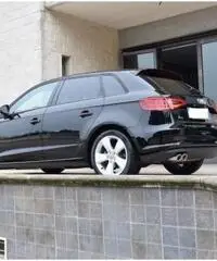 AUDI A3 SPB 2.0 TDI Ambition BI-XENON VETRI OSCURATI AUDI A3 SPB 2.0 TDI Ambition BI-XENON VETRI OSCURATI