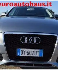 AUDI A4 Avant 2.7 V6 TDI  mult. Advanced (Navi,DVD,Pelle) AUDI A4 Avant 2.7 V6 TDI  mult. Advanced (Navi,DVD,Pelle)