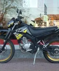 YAMAHA XT 125 R YAMAHA XT 125 R