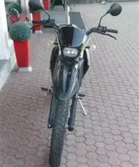 YAMAHA XT 125 R YAMAHA XT 125 R