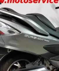 SUZUKI Burgman AN 400 2010