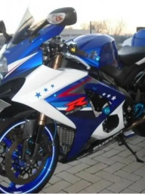 SUZUKI GSX tipo veicolo Sportive cc 1000 SUZUKI GSX tipo veicolo Sportive cc 1000