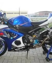 SUZUKI GSX tipo veicolo Sportive cc 1000 SUZUKI GSX tipo veicolo Sportive cc 1000