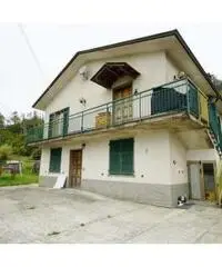 Casa indipendente in Vendita a 240.000 Casa indipendente in Vendita a 240.000