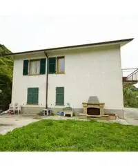 Casa indipendente in Vendita a 240.000 Casa indipendente in Vendita a 240.000