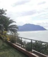 Recco: Villa 5 Locali o piu Recco: Villa 5 Locali o piu