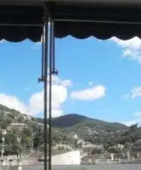 Recco: Appartamento 3 Locali Recco: Appartamento 3 Locali