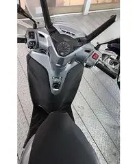 Honda SH 300 I - Km. 16800, Euro 3400 Honda SH 300 I - Km. 16800, Euro 3400