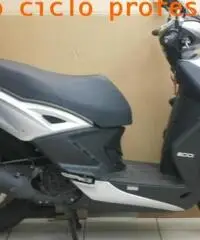 KYMCO Agility 200 € 3  seminuovo km 5600 del 2015 KYMCO Agility 200 € 3  seminuovo km 5600 del 2015