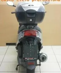 KYMCO Agility 200 € 3  seminuovo km 5600 del 2015 KYMCO Agility 200 € 3  seminuovo km 5600 del 2015