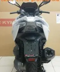 KYMCO Xciting 400i NUOVA VERSIONE € 4 NUOVO SCONTO € 800.00 KYMCO Xciting 400i NUOVA VERSIONE € 4 NUOVO SCONTO € 800.00