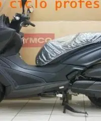 KYMCO X-Town 300i ABS € 4 NOVITA' 2016 NUOVO DI FABBRICA SCONTO € 600 KYMCO X-Town 300i ABS € 4 NOVITA' 2016 NUOVO DI FABBRICA SCONTO € 600