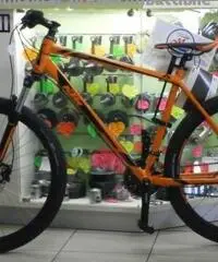 NOVITA' MTB 27.5 KTM NUOVA DI FABBRICA KM ZERO NOVITA' MTB 27.5 KTM NUOVA DI FABBRICA KM ZERO