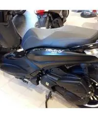PIAGGIO BEVERLY 300 POLICE PIAGGIO BEVERLY 300 POLICE