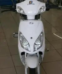 SCOOTER ELETTRICO SENZA PATENTINO MONTA LA SALITA SCOOTER ELETTRICO SENZA PATENTINO MONTA LA SALITA