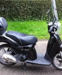VENDESI APRILIA SCARABEO 50 4T 4V VENDESI APRILIA SCARABEO 50 4T 4V