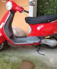 Vespa Lx50 2T