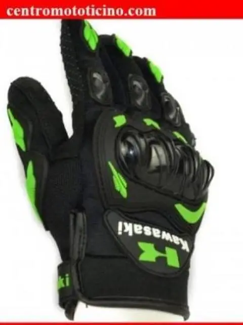 Guanti moto Kawasaki, disponibili tutte le taglie Guanti moto Kawasaki, disponibili tutte le taglie