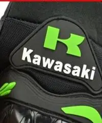 Guanti moto Kawasaki, disponibili tutte le taglie Guanti moto Kawasaki, disponibili tutte le taglie