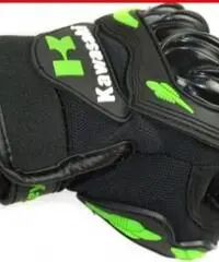 Guanti moto Kawasaki, disponibili tutte le taglie Guanti moto Kawasaki, disponibili tutte le taglie
