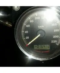 HARLEY DAVIDSON 883