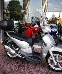 APRILIA Scarabeo 200 Full optional passaggio proprietà incluso