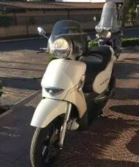 APRILIA Scarabeo 300 Special Passaggio e Garanzia Incluso