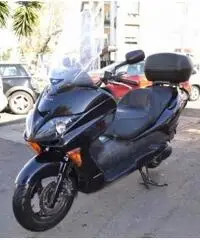 HONDA Forza 250 X 2oo7 euro2 €. 600 HONDA Forza 250 X 2oo7 euro2 €. 600