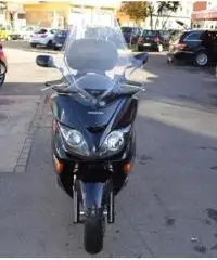 HONDA Forza 250 X 2oo7 euro2 €. 600 HONDA Forza 250 X 2oo7 euro2 €. 600