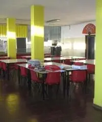 Locale commerciale in Vendita