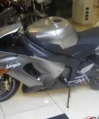 Kawasaki Ninja ZX - 6 R 636