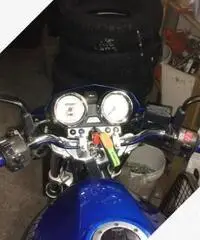 Kawasaki zr7