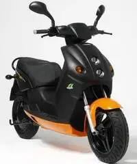 Motociclo Elettrico e-max 120L Motociclo Elettrico e-max 120L