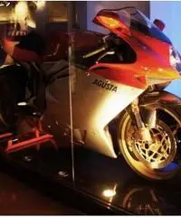 MV Agusta F4 750 Serie Oro Limited Edition, Pari al nuovo MV Agusta F4 750 Serie Oro Limited Edition, Pari al nuovo