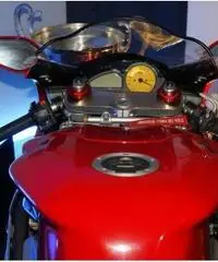 MV Agusta F4 750 Serie Oro Limited Edition, Pari al nuovo MV Agusta F4 750 Serie Oro Limited Edition, Pari al nuovo