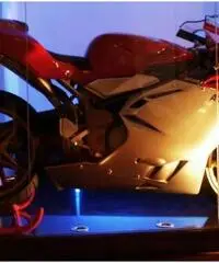 MV Agusta F4 750 Serie Oro Limited Edition, Pari al nuovo MV Agusta F4 750 Serie Oro Limited Edition, Pari al nuovo