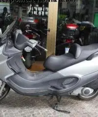 PIAGGIO X9 200 x9 200
