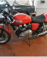 TRIUMPH Thruxton 900 PRATICAMENTE NUOVA-1400 KM-PERFETTA