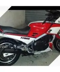 Yamaha FJR 1300 - 1986 Yamaha FJR 1300 - 1986