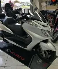YAMAHA Majesty 400 Passaggio e Garanzia Incluso YAMAHA Majesty 400 Passaggio e Garanzia Incluso