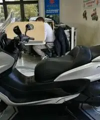 YAMAHA Majesty 400 Passaggio e Garanzia Incluso YAMAHA Majesty 400 Passaggio e Garanzia Incluso