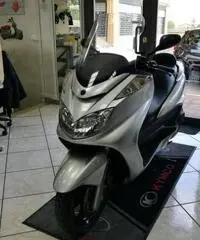 YAMAHA Majesty 400 Passaggio e Garanzia Incluso