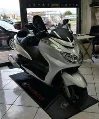 YAMAHA Majesty 400 Passaggio e Garanzia Incluso YAMAHA Majesty 400 Passaggio e Garanzia Incluso