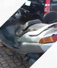 Yamaha Majesty