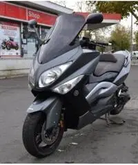 YAMAHA T-Max 500 Giu. 2oo8 euro3 €. 3.900 YAMAHA T-Max 500 Giu. 2oo8 euro3 €. 3.900