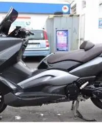 YAMAHA T-Max 500 Giu. 2oo8 euro3 €. 3.900 YAMAHA T-Max 500 Giu. 2oo8 euro3 €. 3.900