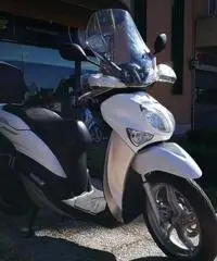 YAMAHA Xenter 150 PASSAGGIO E GARANZIA OMAGGIO YAMAHA Xenter 150 PASSAGGIO E GARANZIA OMAGGIO