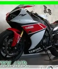 YAMAHA YZF R1 50th Anniversario Scarico Akrapovic Libretto tagli YAMAHA YZF R1 50th Anniversario Scarico Akrapovic Libretto tagli