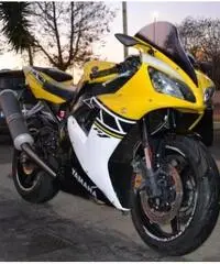 YAMAHA YZF R1 Lug. 2oo3 Laguna Seca YAMAHA YZF R1 Lug. 2oo3 Laguna Seca