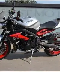 TRIUMPH Street Triple 675 RX ABS